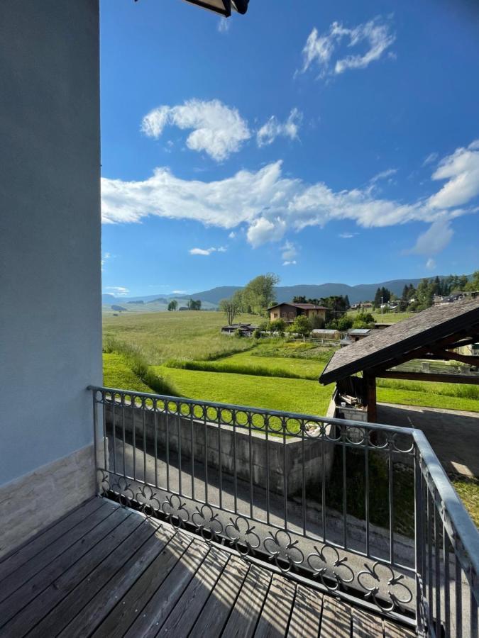 Villa Iris Asiago - Giardino E Parcheggio ภายนอก รูปภาพ