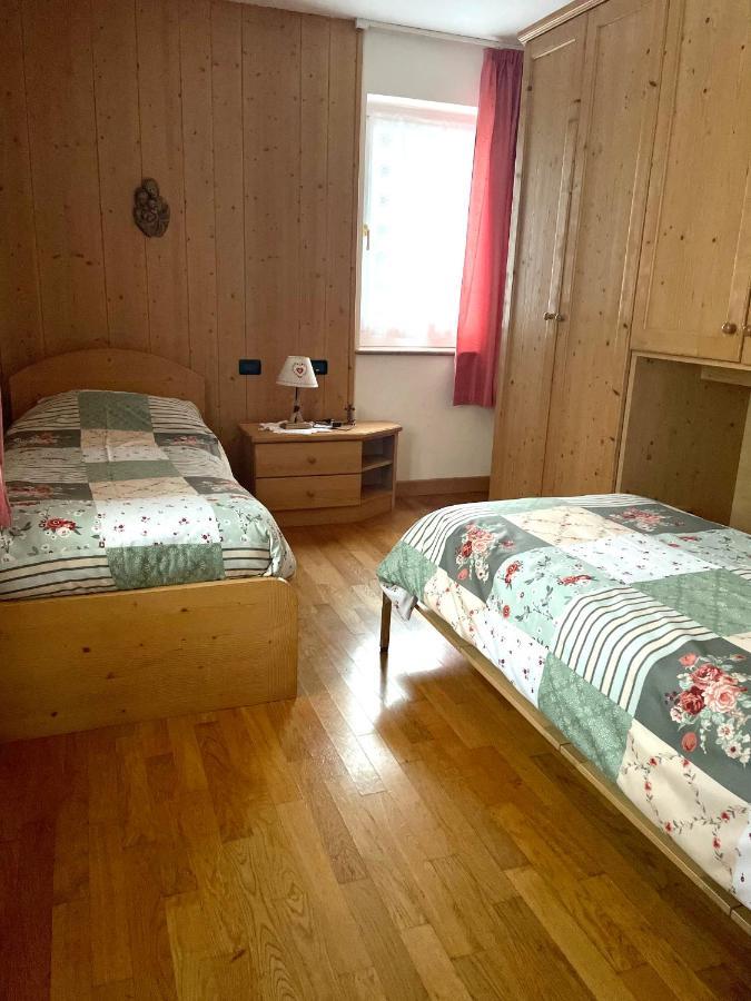 Villa Iris - La Prima Villa Vacanze Nell'Altopiano อาเซียโก ภายนอก รูปภาพ